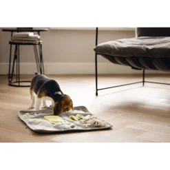 Beeztees Puppy Snuffelmat Doeka - Hondenspeelgoed - 50x45x2 cm Multi-Color