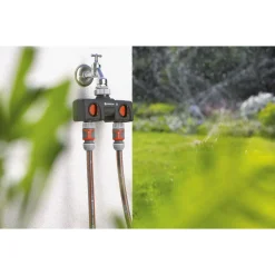Gardena 2-Weg Waterverdeler 26.5 Mm (G 3/4 Inch) En 33.3 Mm (G 1 Inch) Draad - Slangkoppeling -