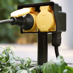 Starx Stekkerdoos Op Spie 2-Voudig Randaarde - Electra - 3 m Zwart