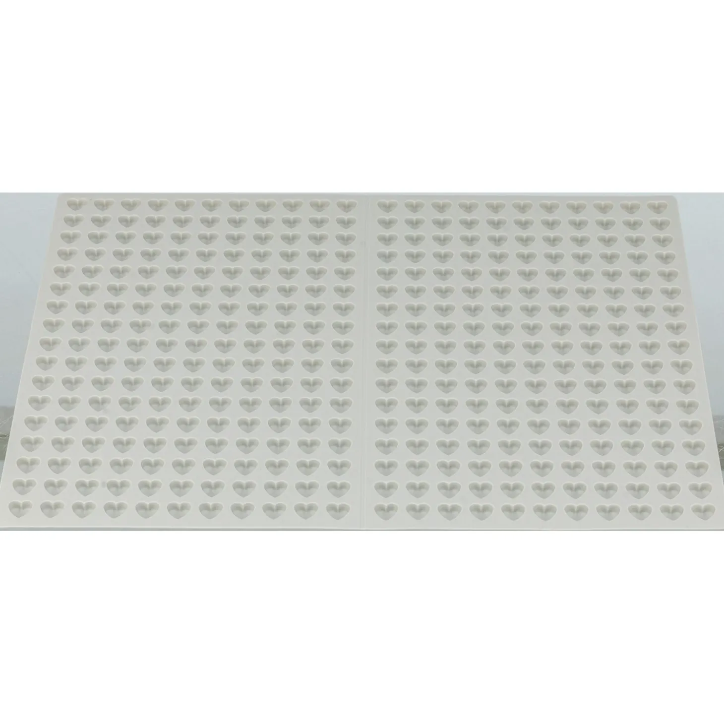 Trixie Bakmat Met Hartjes - Snackmat - 38x28 cm Grijs
